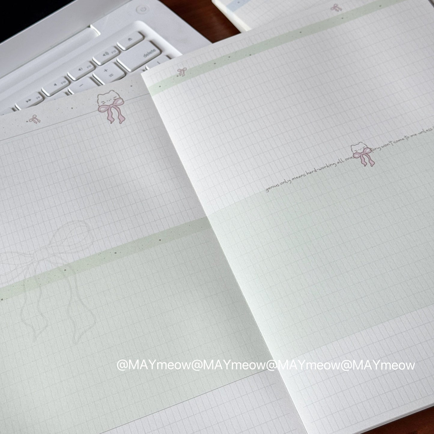 【Cat Head Bow】B5 Double-Sided 120g Notepads
