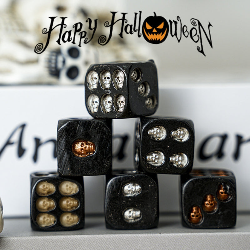 3D Skull Head Dices Party Toy