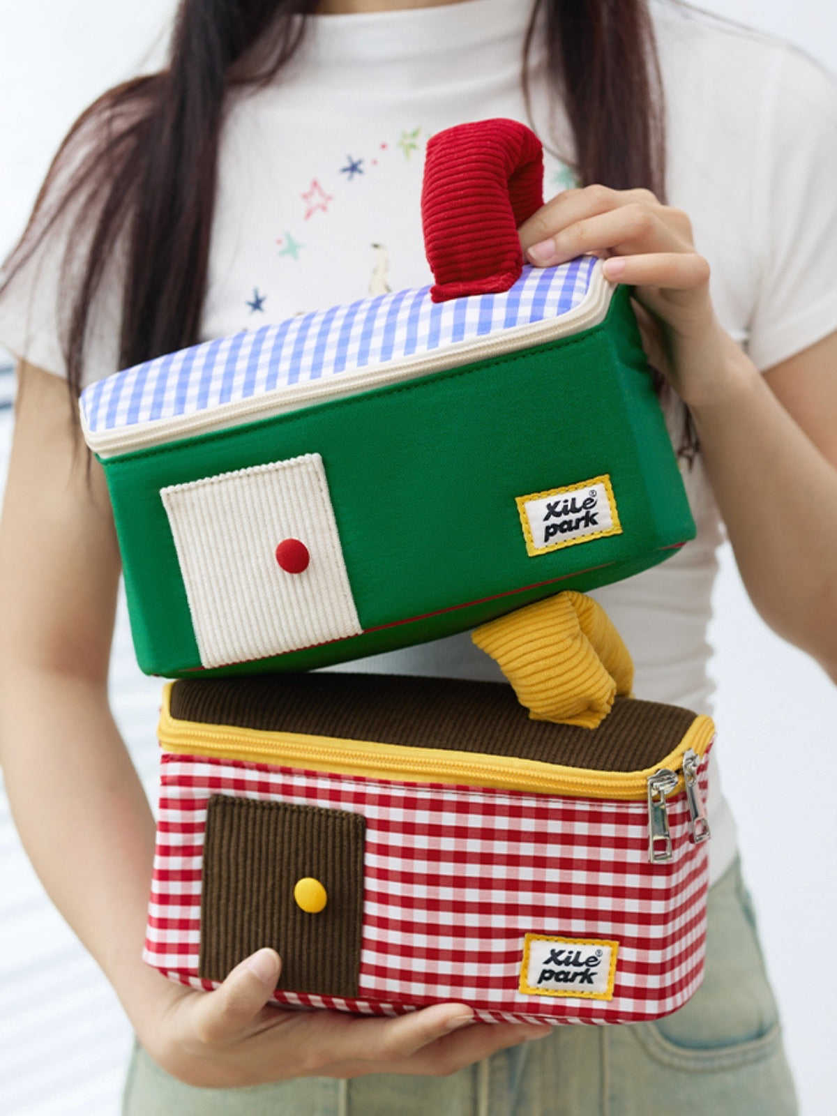 Portable House-Shaped Cosmetic Bag