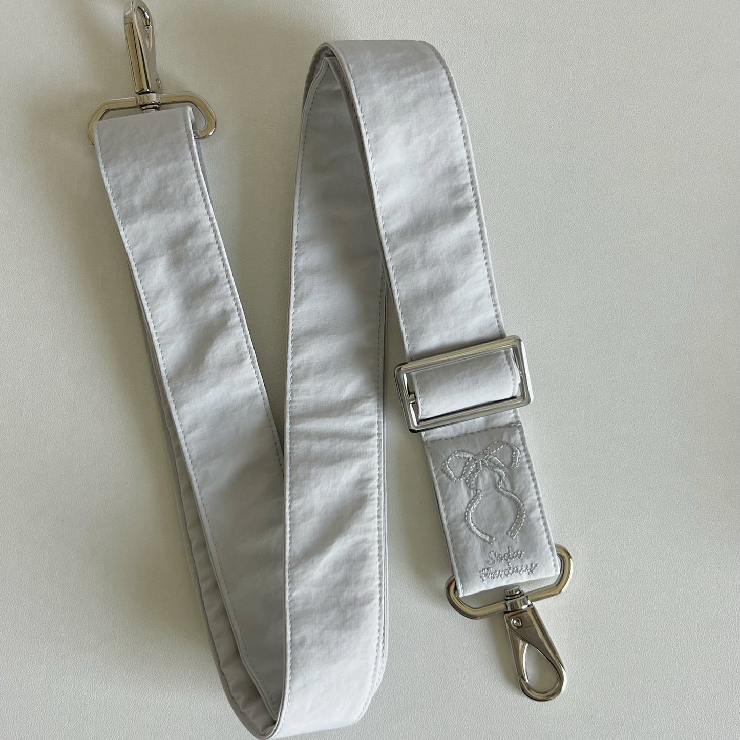 Original Dancing Bow Embroidered Camera Bag